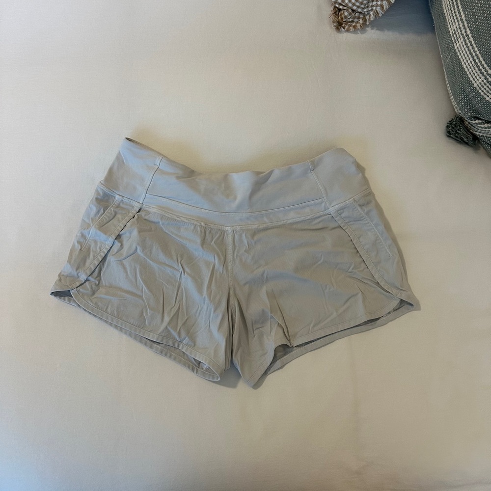 Lululemon shorts size 6